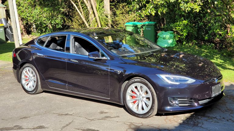 Picture of Tesla Model S P90D Ludicous+ 49k km  Rebate $3.5k available