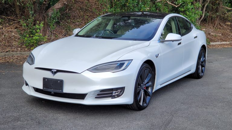 Picture of 2017 Tesla Model S P100D, CCS2 Charging, Ludicrous+